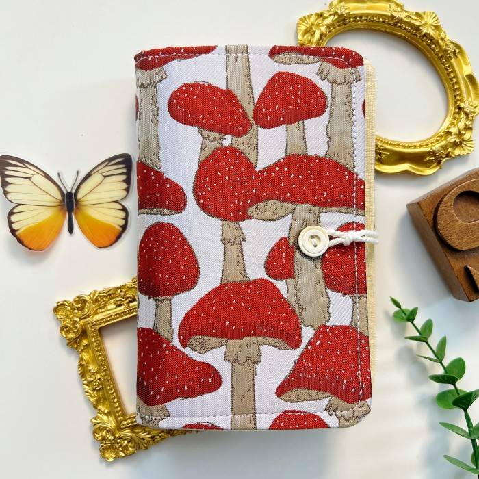 Spore World Loose-Leaf Journal