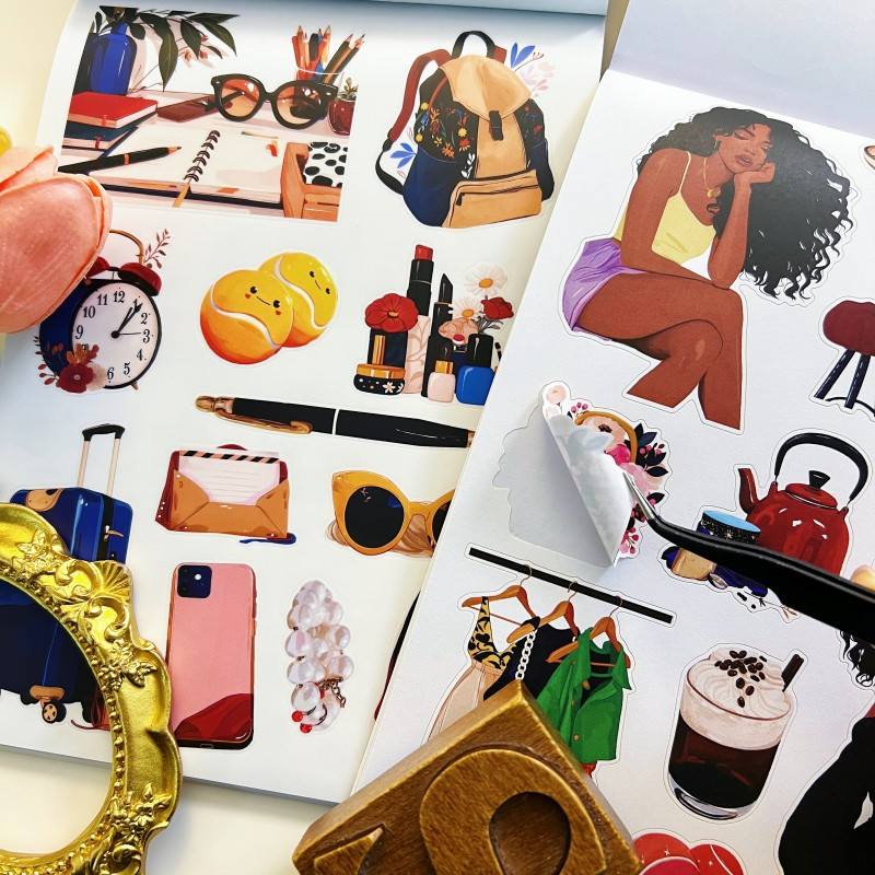 Trendy Beauties Sticker Book 20Sheets