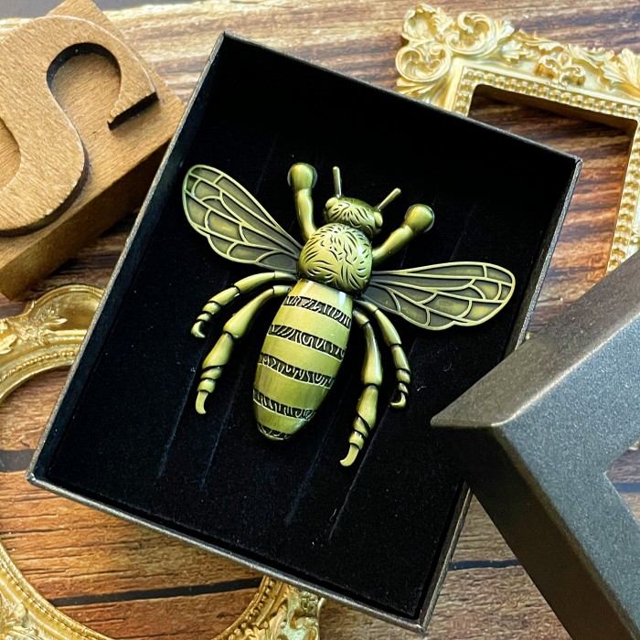 Bee Page Holder Journal Clip