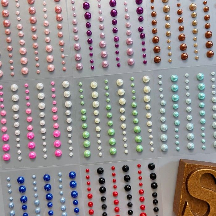 Pearl Dots 3D Sticker
