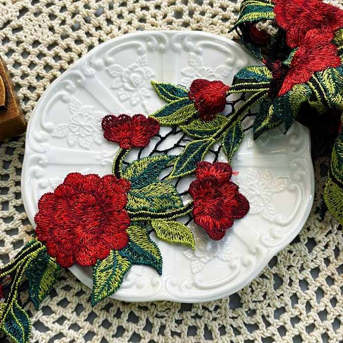 Rosetta Vine Embroidered Lace Trim