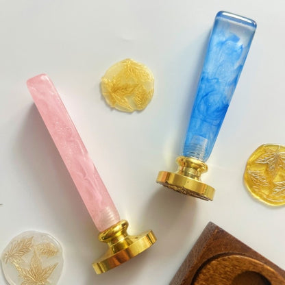 Dreamy Resin Wax Handle