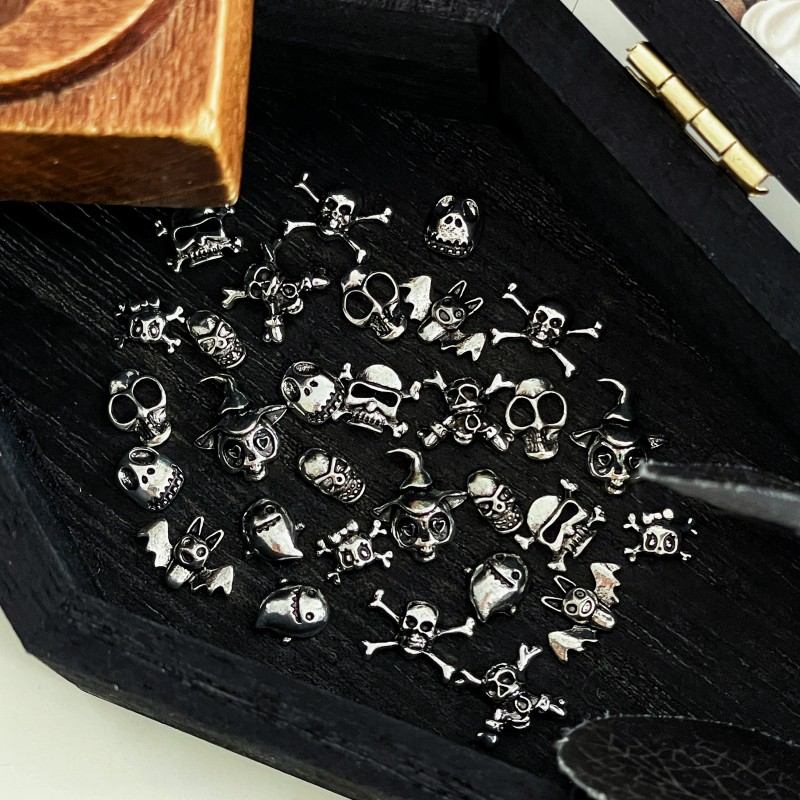 Skull Specter Craft Decoration 30PCS