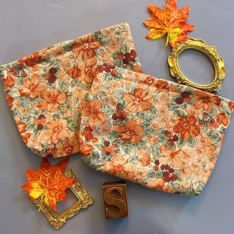 Amber Garden Pouch