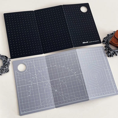 Portable Tri-Fold Cutting Mat