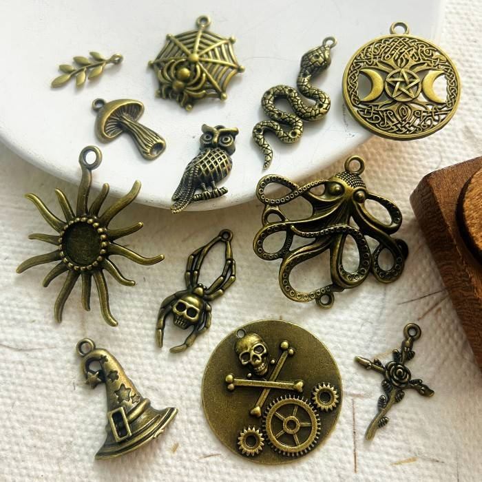 Wizard Forest Charm 20PCS