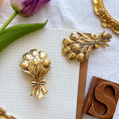 Petal Bouquet Brass Paper Clip