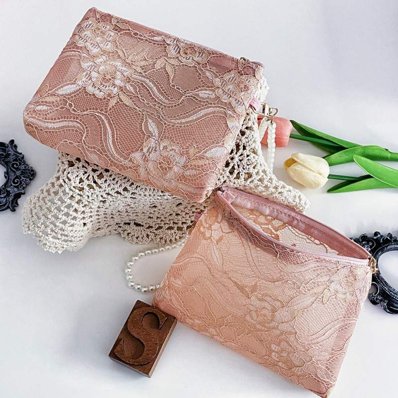 Pearl Lace Pouch