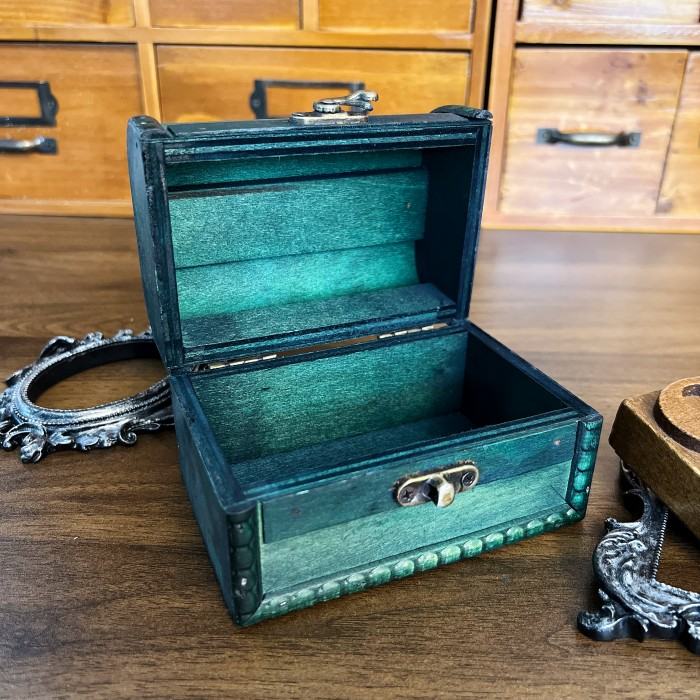 Olive Tales Mini Chest