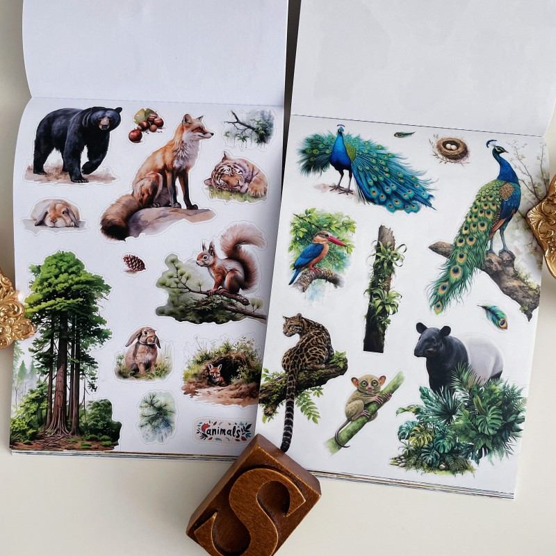 Nature's Animal Kingdom Sticker Book 20Sheets