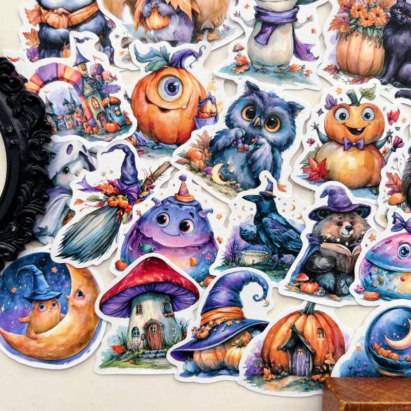 Spooky Little Friends Sticker 50PCS