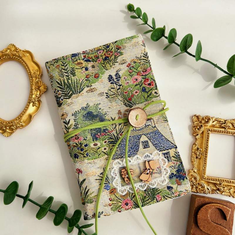 Storybook Cottage Loose-Leaf Journal