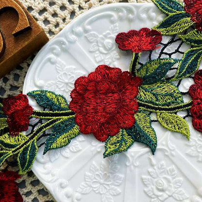 Rosetta Vine Embroidered Lace Trim