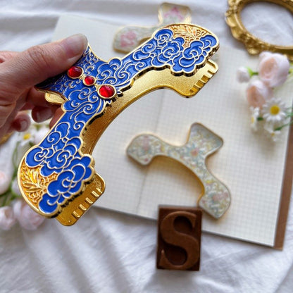 Enamel Elegance Metal Page Holder