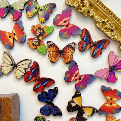 Vivid Butterfly Wood Buttons 50PCS