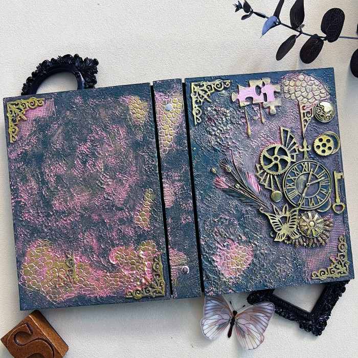 Chrono Archive Loose-Leaf Journal