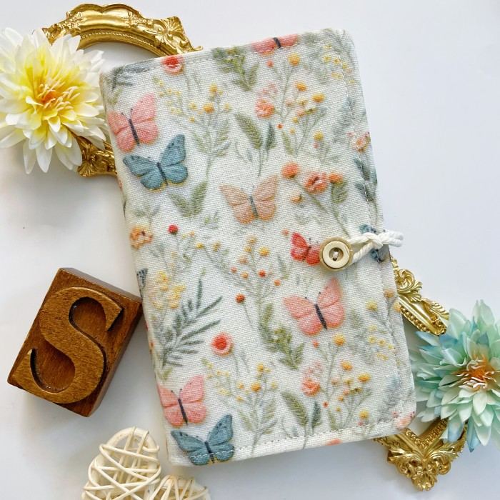 Dreamy Flutter Loose-Leaf Journal