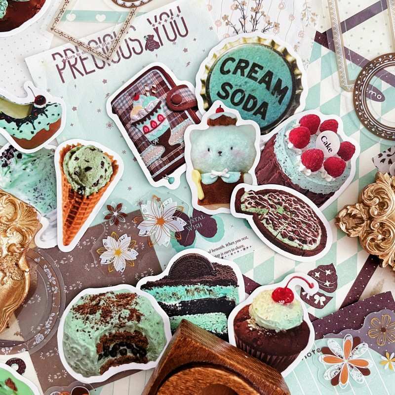 Chocolate Mint Ephemera Mystery Kit 90PCS